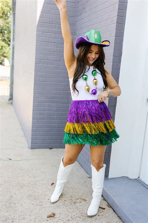 17+ Mardi Gras Outfit Ideas You’ll Love